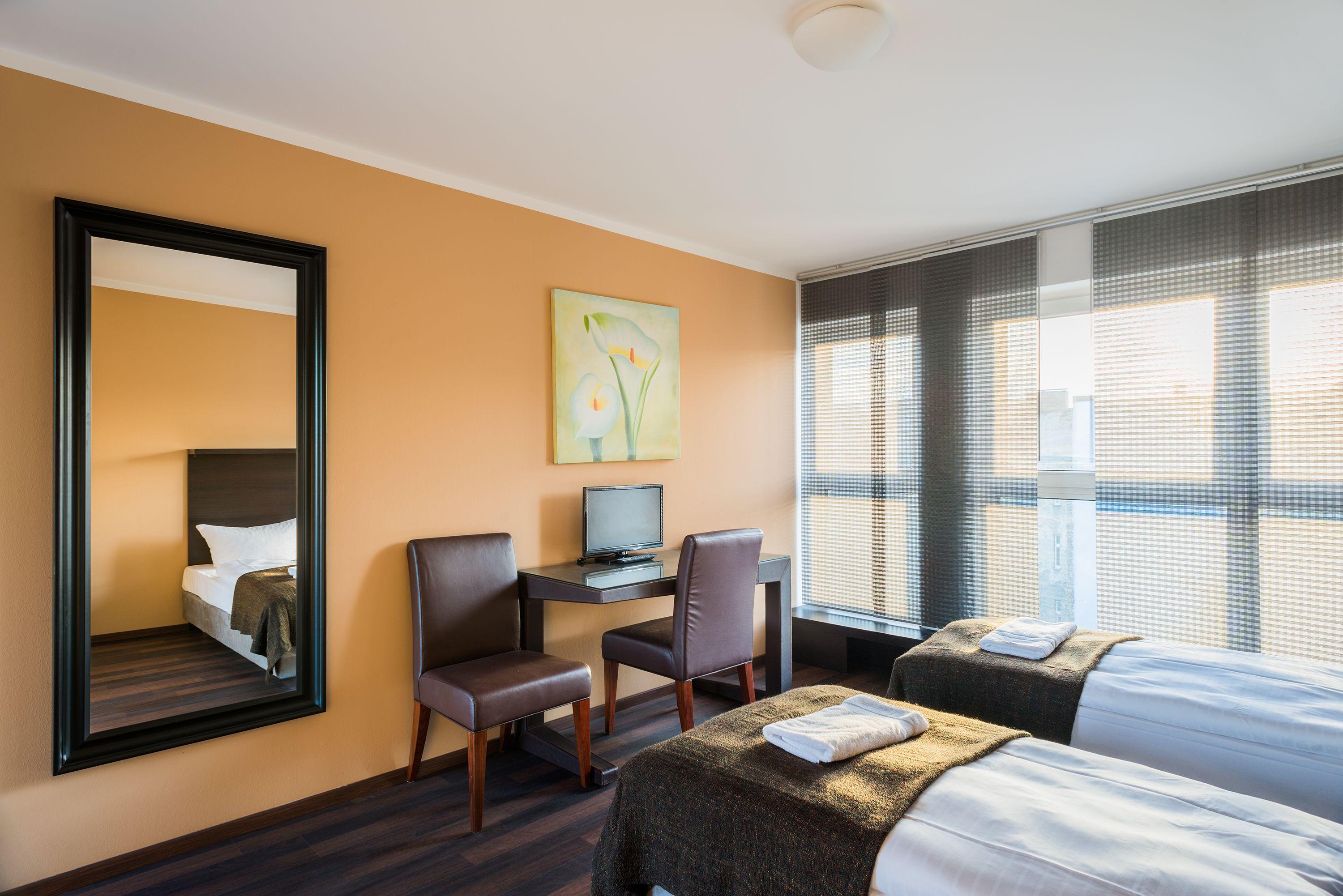 Apple City Hotel — Photos 2